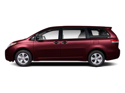 2013 Toyota Sienna XLE 8 Passenger