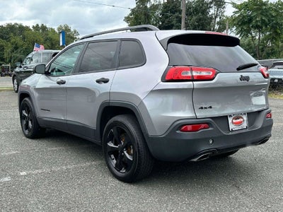 2017 Jeep Cherokee Sport
