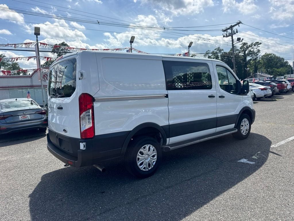 2025 Ford Transit-250 Base