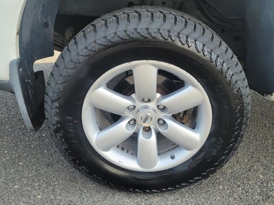 2014 Nissan Titan SV
