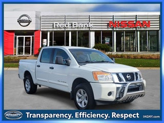 2014 Nissan Titan SV