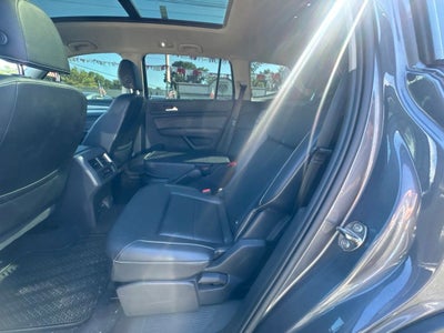 2021 Volkswagen Atlas 3.6L V6 SE w/Technology R-Line