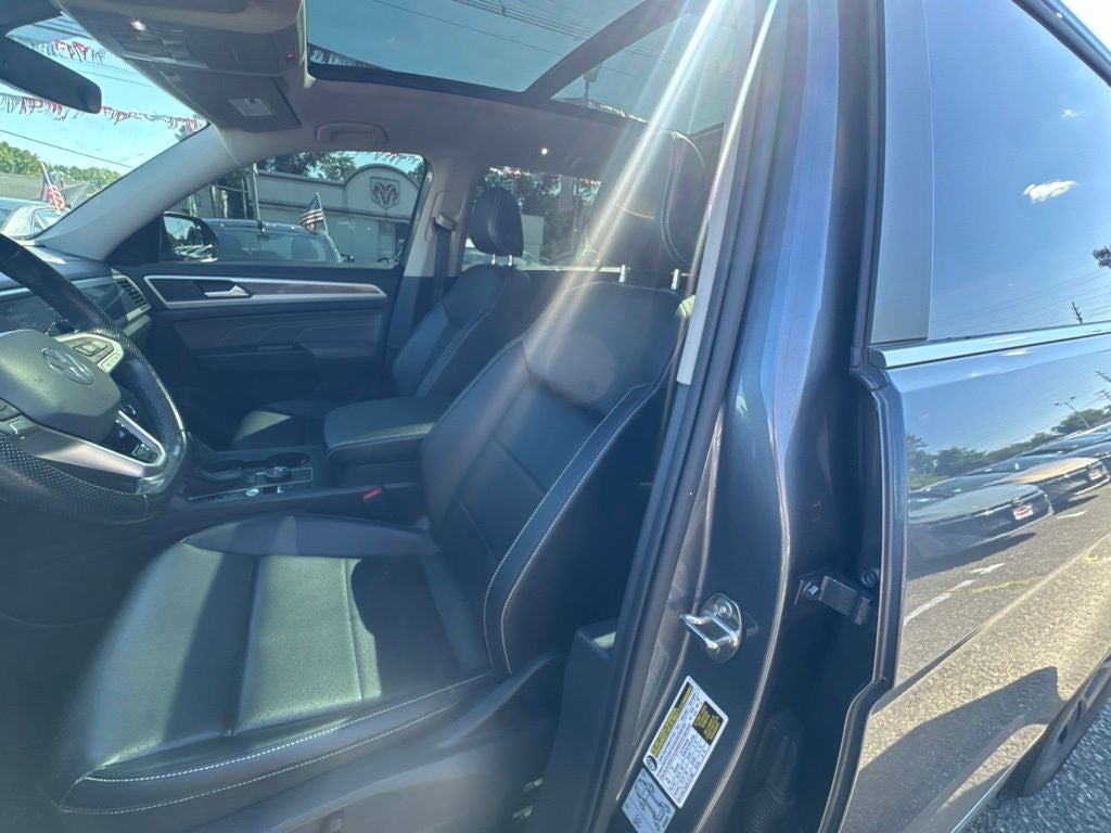 2021 Volkswagen Atlas 3.6L V6 SE w/Technology R-Line