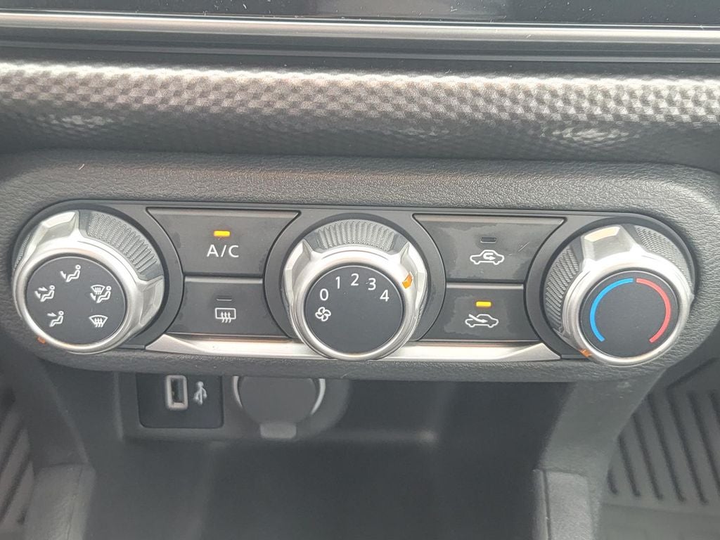2020 Nissan Kicks S