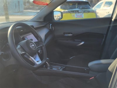 2024 Nissan Kicks SV