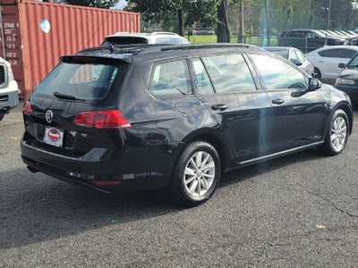 2016 Volkswagen Golf SportWagen S