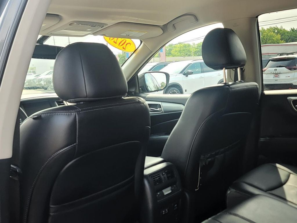 2020 Nissan Pathfinder SL