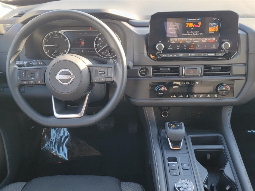 2025 Nissan Pathfinder S