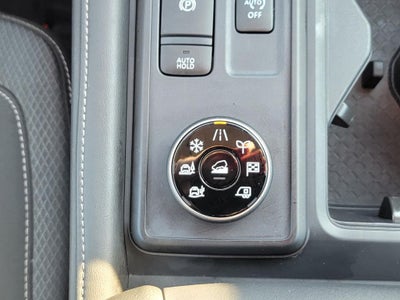 2025 Nissan Pathfinder S