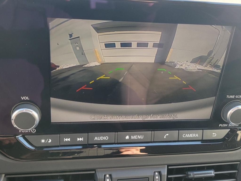 2025 Nissan Pathfinder S