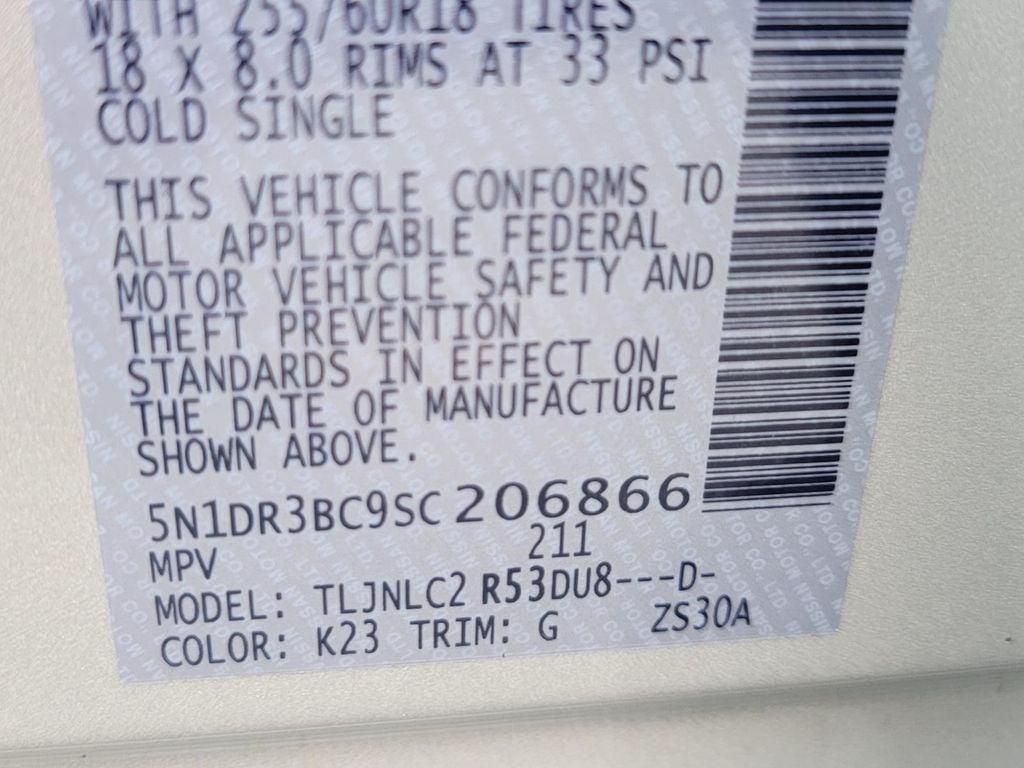 2025 Nissan Pathfinder SV