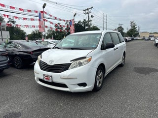2014 Toyota Sienna L 7 Passenger