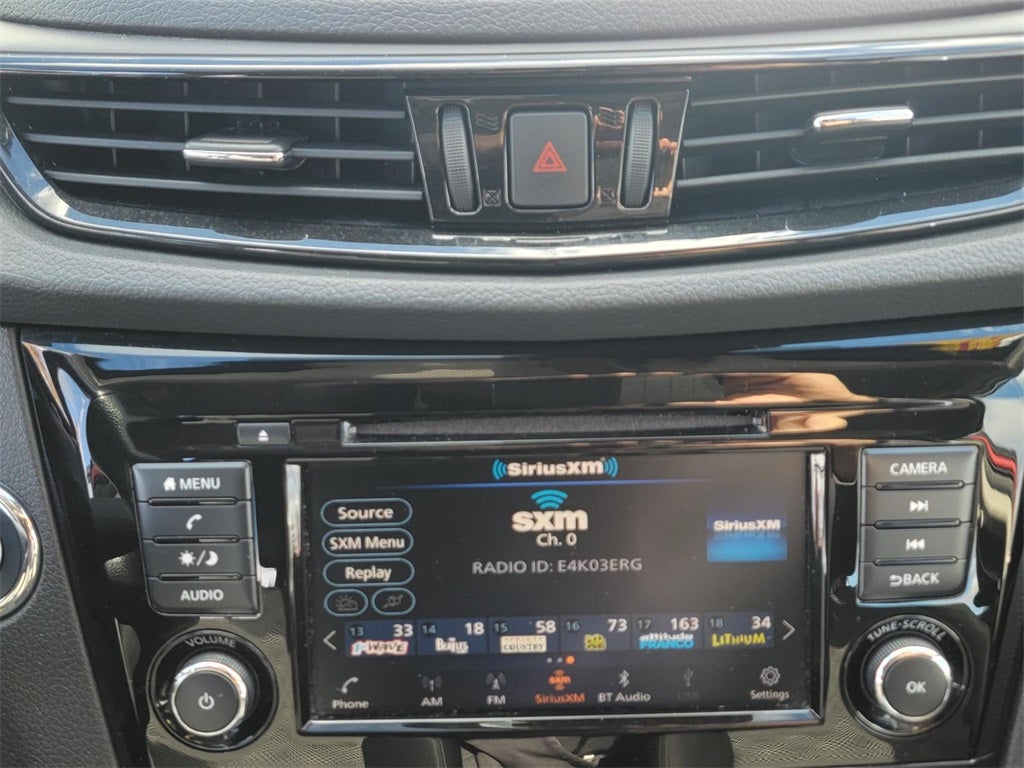 2022 Nissan Rogue Sport SV