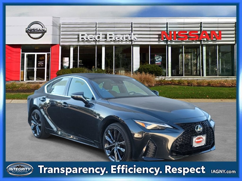 2023 Lexus IS