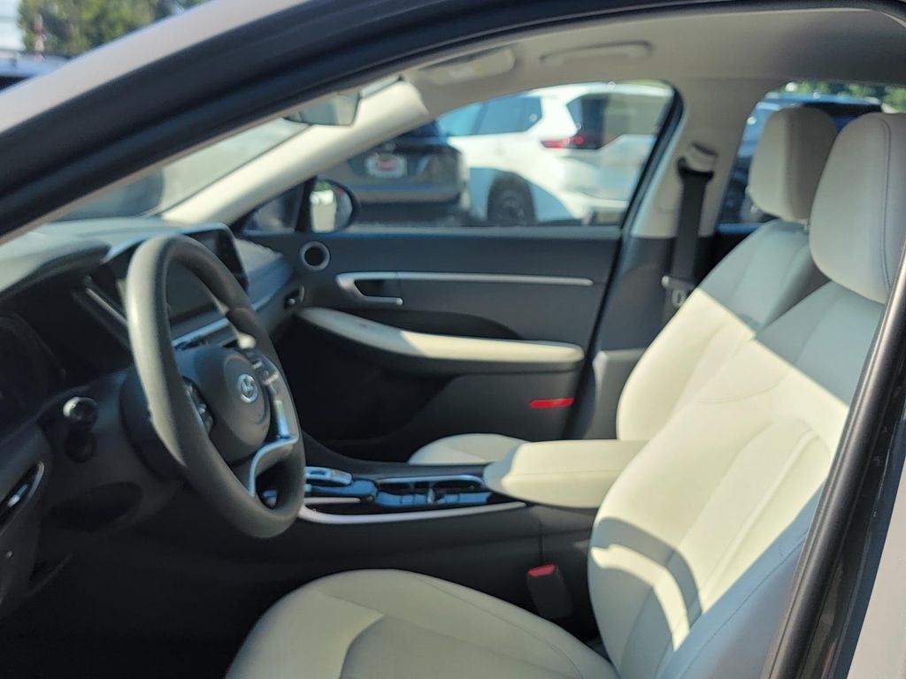 2023 Hyundai Sonata SE