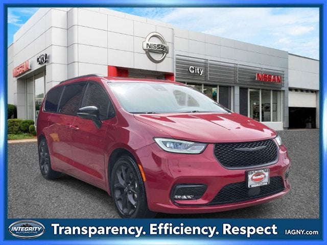 2025 Chrysler Pacifica
