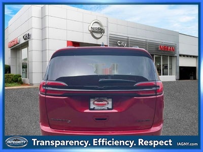 2025 Chrysler Pacifica Limited