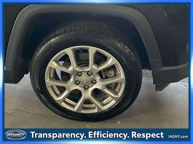 2023 Jeep Compass Latitude Lux