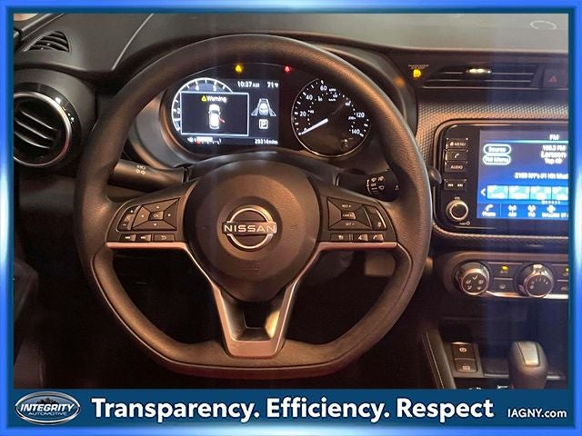 2023 Nissan Kicks SV
