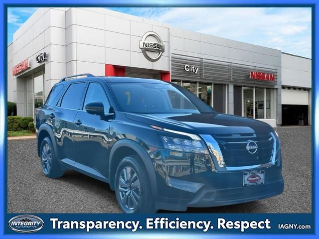 2024 Nissan Pathfinder SV