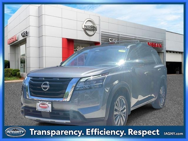 2023 Nissan Pathfinder SL