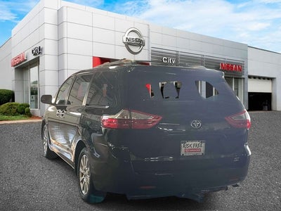 2015 Toyota Sienna XLE 7 Passenger