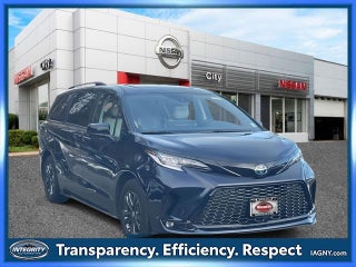 2025 Toyota Sienna XSE 7 Passenger
