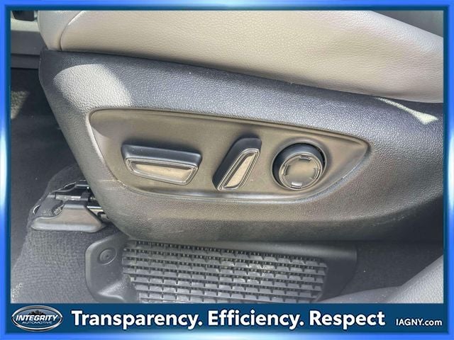 2024 Toyota Sienna XLE 8 Passenger