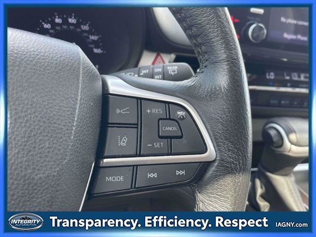 2024 Toyota Sienna XLE 8 Passenger