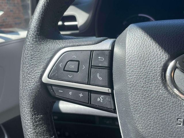 2023 Toyota Sienna XLE 8 Passenger
