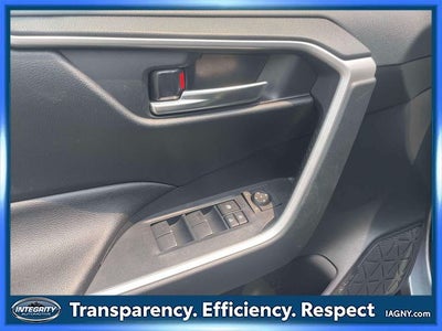 2023 Toyota RAV4 Hybrid SE
