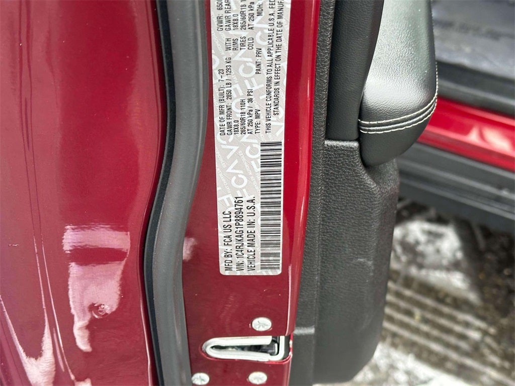 2023 Jeep Grand Cherokee L Laredo