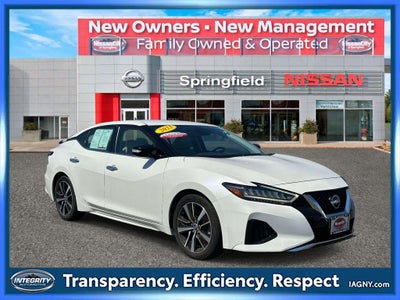 2023 Nissan Maxima SV