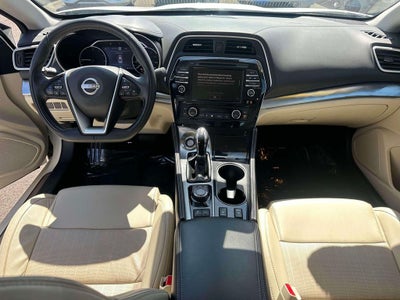 2023 Nissan Maxima SV