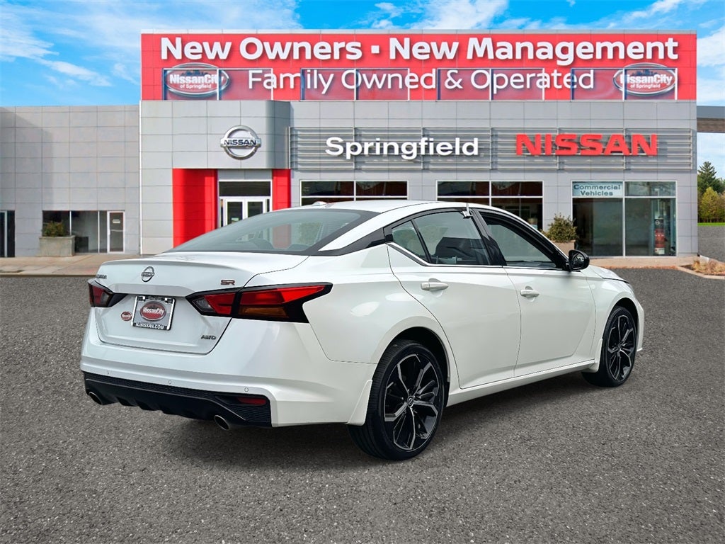 2025 Nissan Altima SR