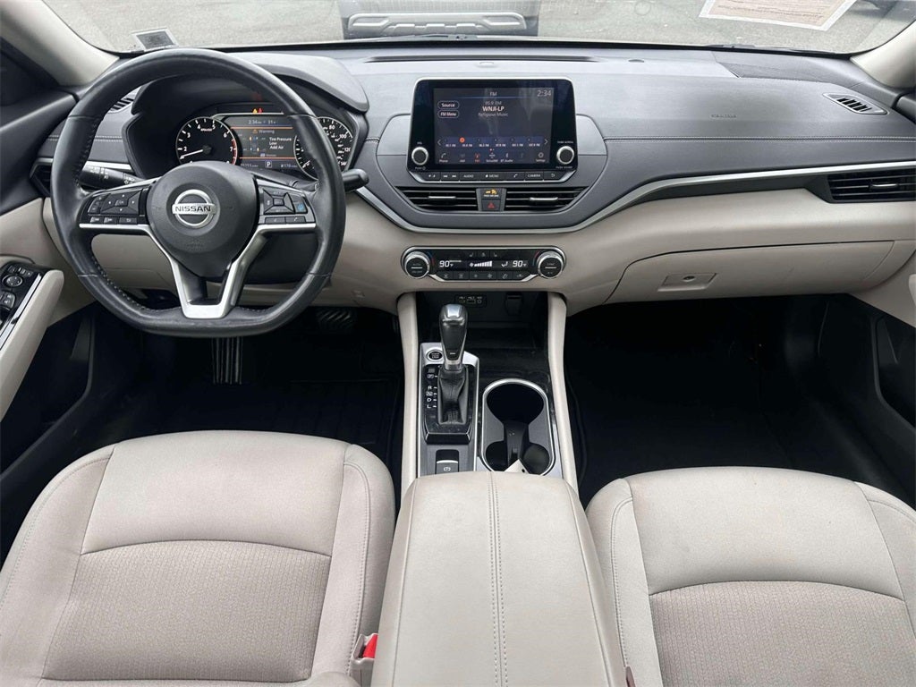 2020 Nissan Altima 2.5 SV