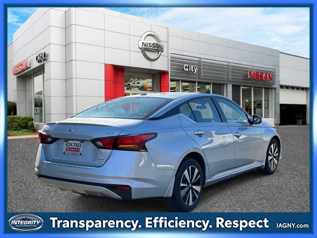2022 Nissan Altima SV