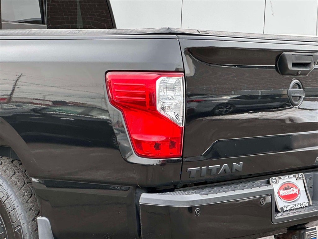 2019 Nissan Titan SV