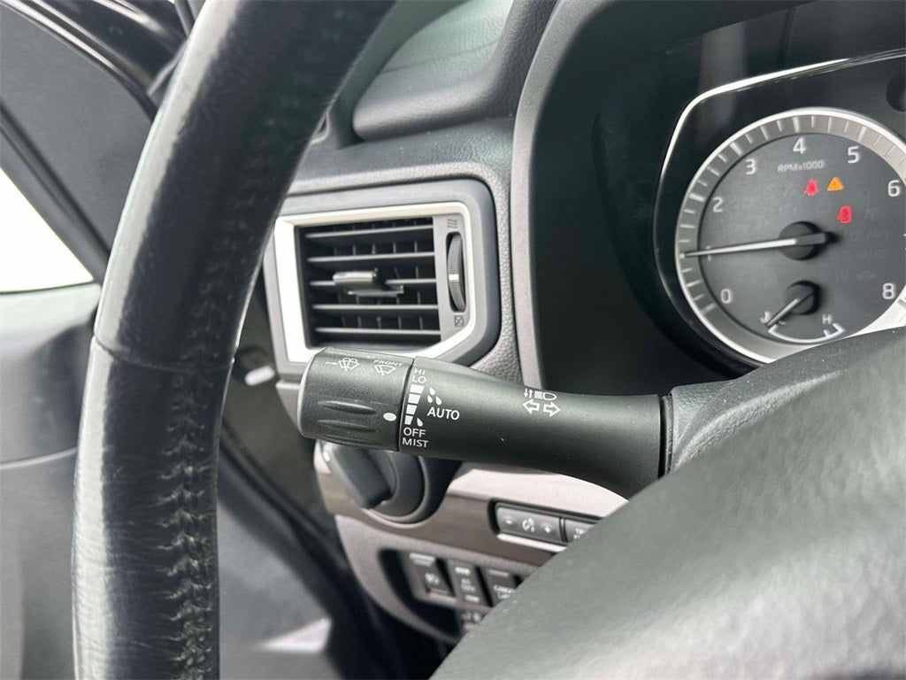 2019 Nissan Titan SV