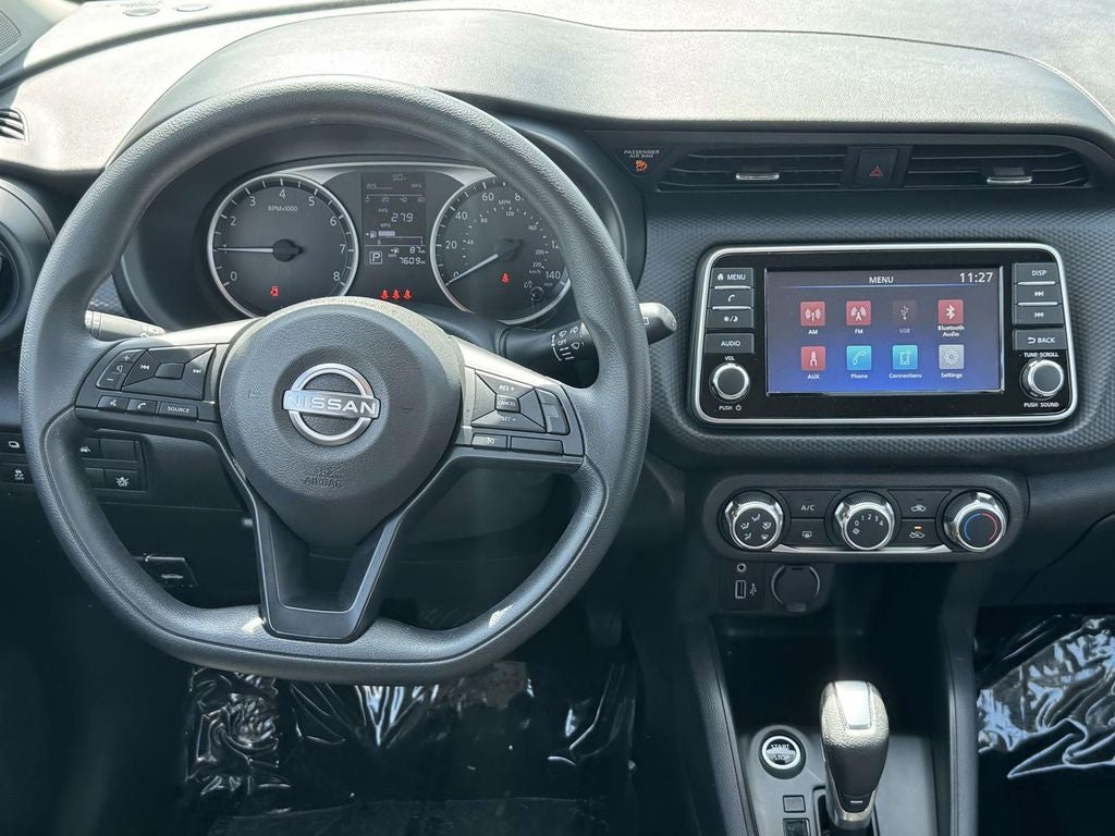 2025 Nissan Kicks Play S