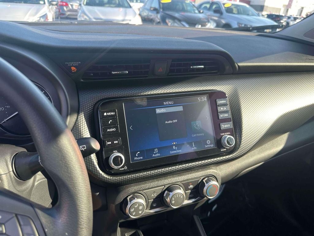 2023 Nissan Kicks SV