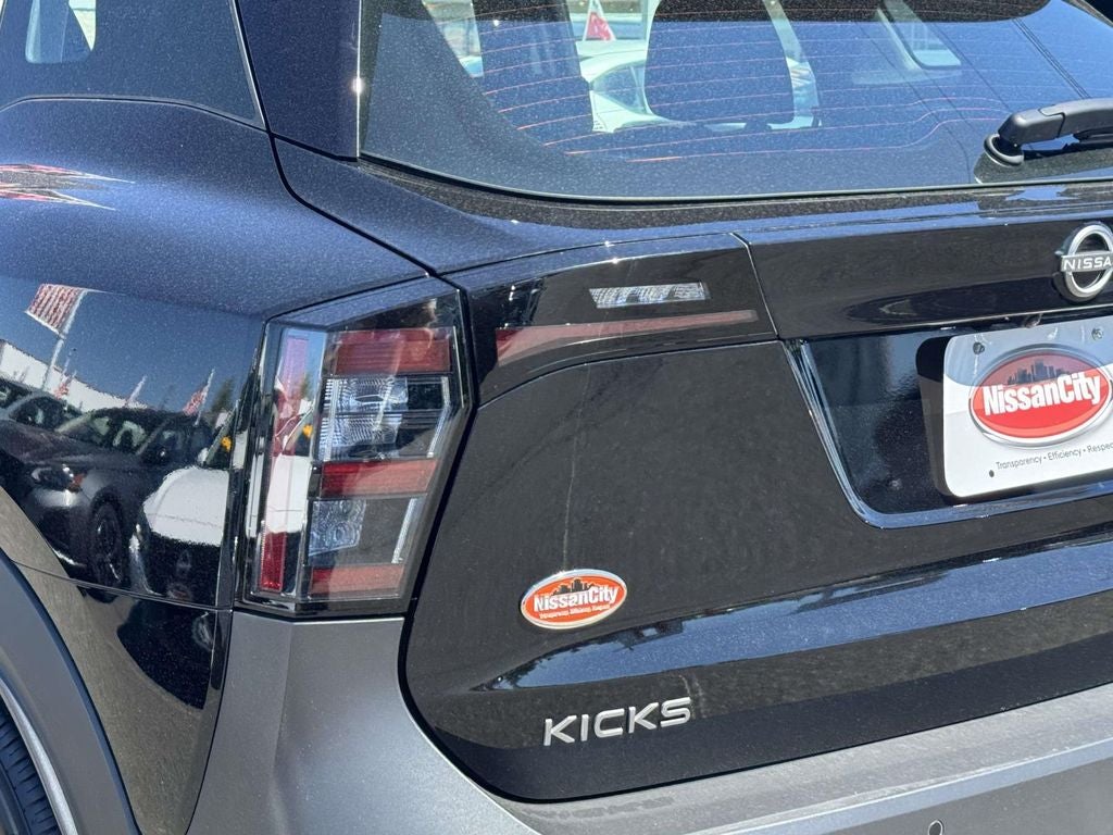 2025 Nissan Kicks S