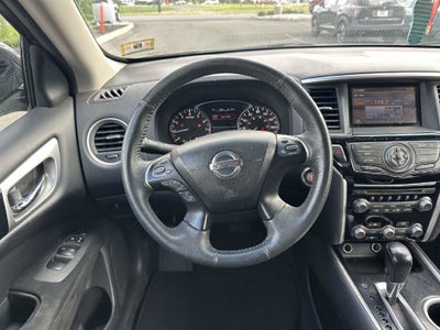 2015 Nissan Pathfinder SV