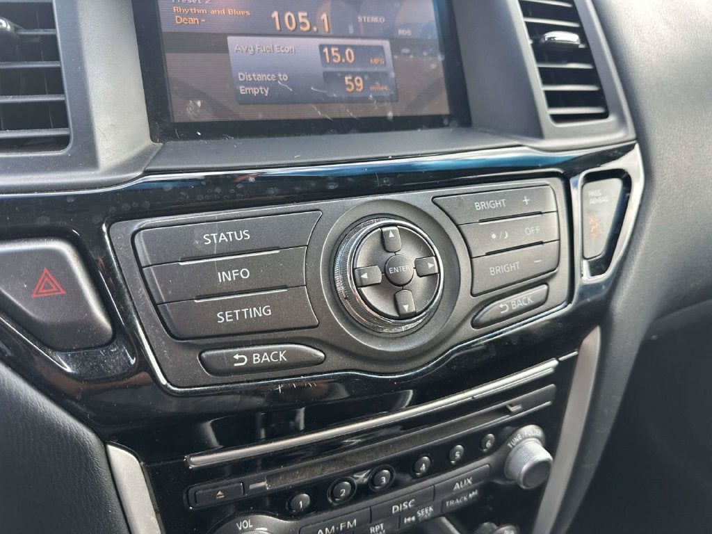 2015 Nissan Pathfinder SV
