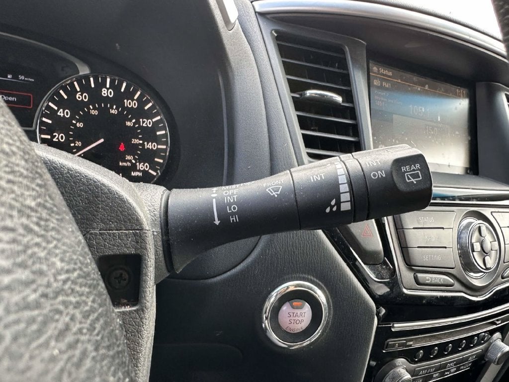 2015 Nissan Pathfinder SV