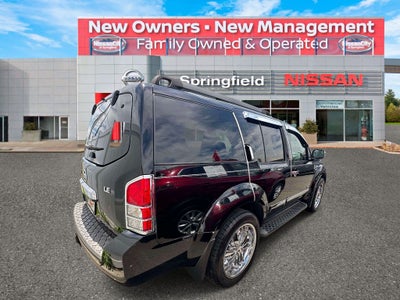 2008 Nissan Pathfinder LE