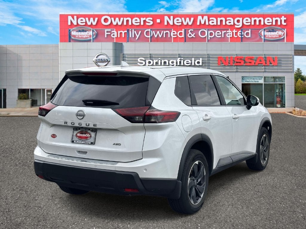 2025 Nissan Rogue SV