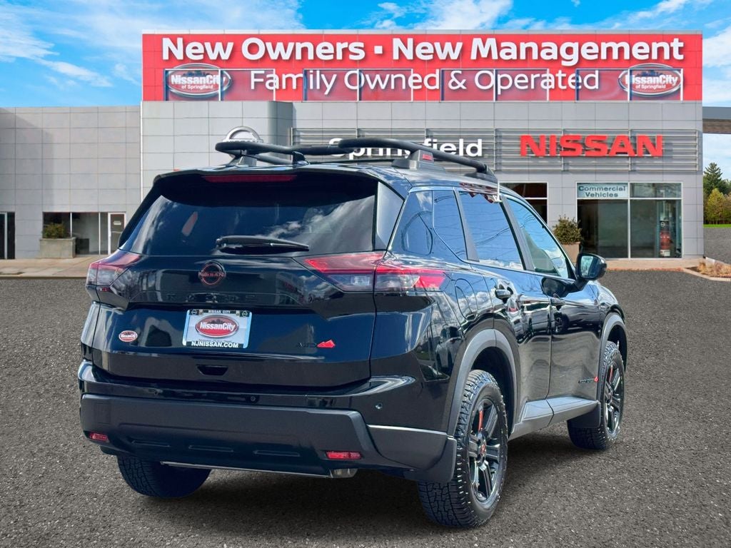 2025 Nissan Rogue Rock Creek