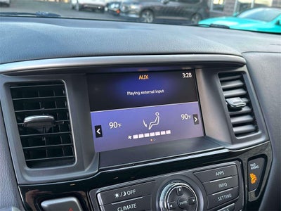 2019 Nissan Pathfinder SV