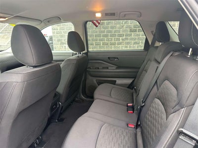 2024 Nissan Pathfinder S